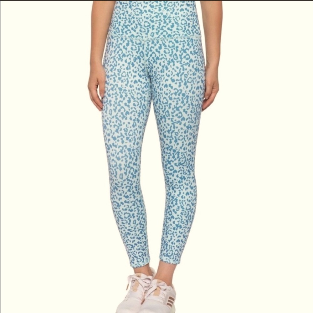 NWT - EVCR Mia leggings blue cheetah S and M avail